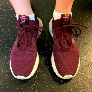 Maroon adidas cloud forms
